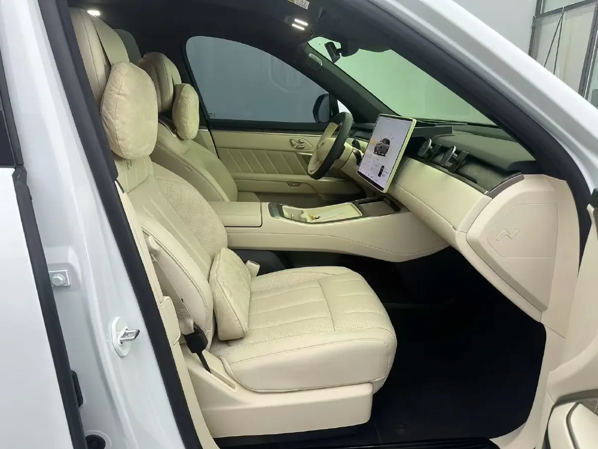 2025 ONVO L90 BEV,autocango,china used car exporter,china ev exporter,chinese used car exporter,chinese used ev exporter