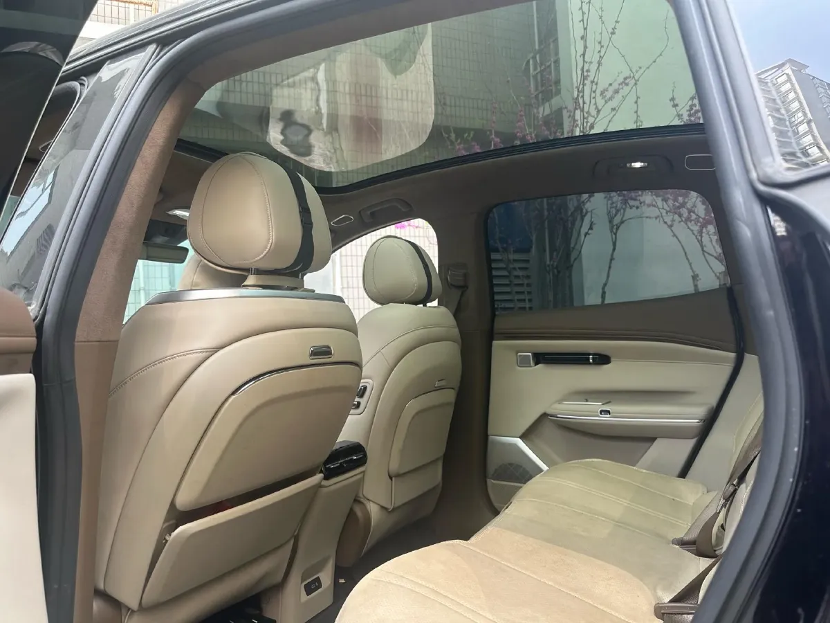 2023 HYPTEC HT BEV 80KWH,autocango,china used car exporter,china ev exporter,chinese used car exporter,chinese used ev exporter