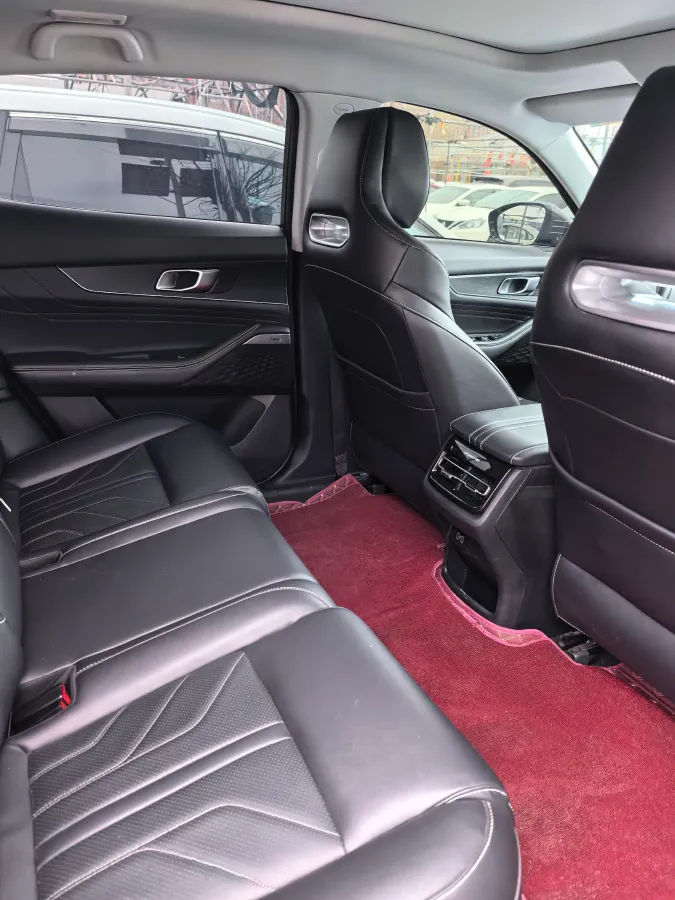 2023 ChangAn UNI-K iDD 1.5T 170HP L4 6TCT PHEV 28.39KWH,autocango,china used car exporter,china ev exporter,chinese used car exporter,chinese used ev exporter