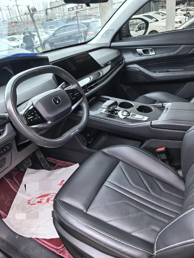 2023 ChangAn UNI-K iDD 1.5T 170HP L4 6TCT PHEV 28.39KWH,autocango,china used car exporter,china ev exporter,chinese used car exporter,chinese used ev exporter