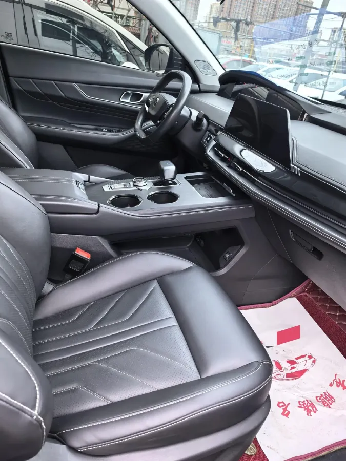 2023 ChangAn UNI-K iDD 1.5T 170HP L4 6TCT PHEV 28.39KWH,autocango,china used car exporter,china ev exporter,chinese used car exporter,chinese used ev exporter