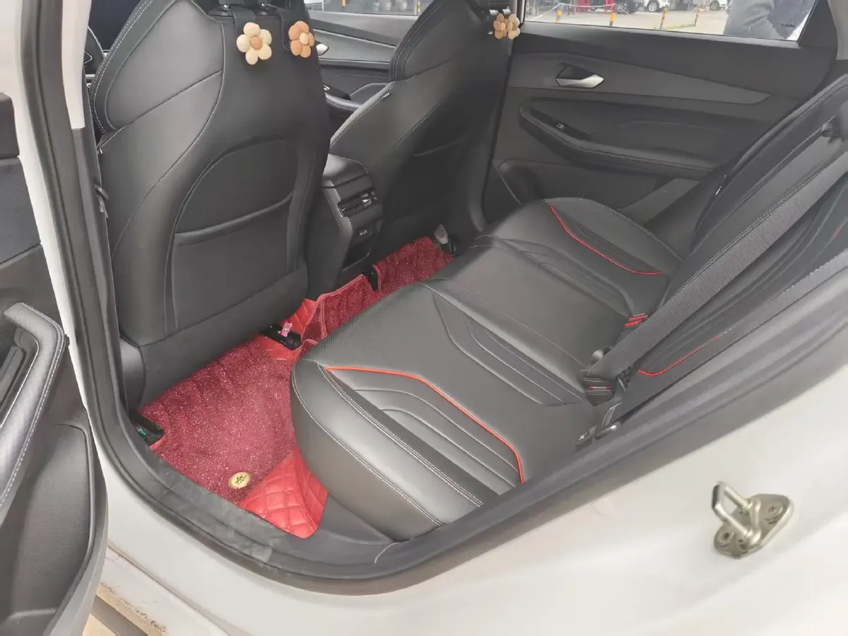 2024 Geely Binray 1.5T 181HP L4 7DCT,autocango,china used car exporter,china ev exporter,chinese used car exporter,chinese used ev exporter