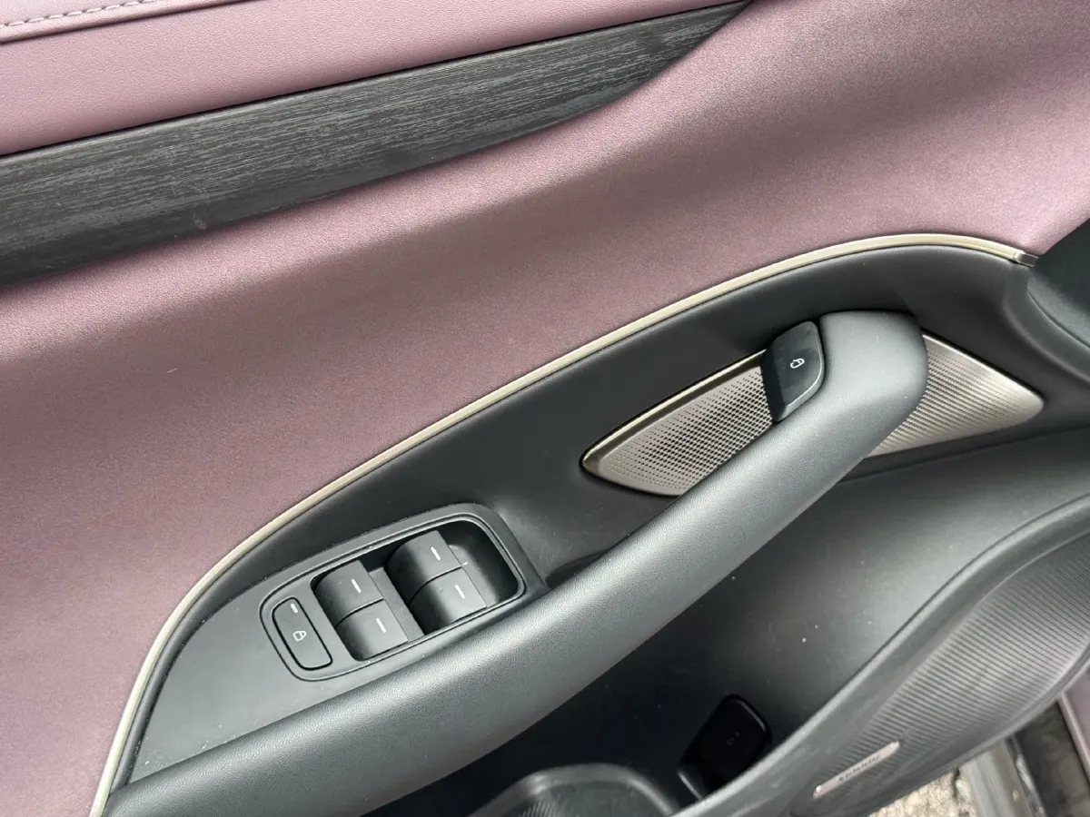 2024 MI SU7 BEV 101KWH,autocango,china used car exporter,china ev exporter,chinese used car exporter,chinese used ev exporter