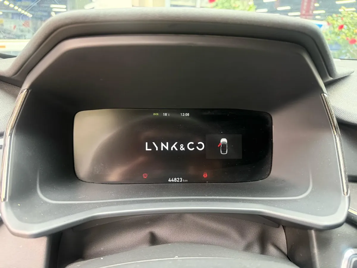 2023 LYNK&CO 06 1.5T 181HP L4 7DCT,autocango,china used car exporter,china ev exporter,chinese used car exporter,chinese used ev exporter