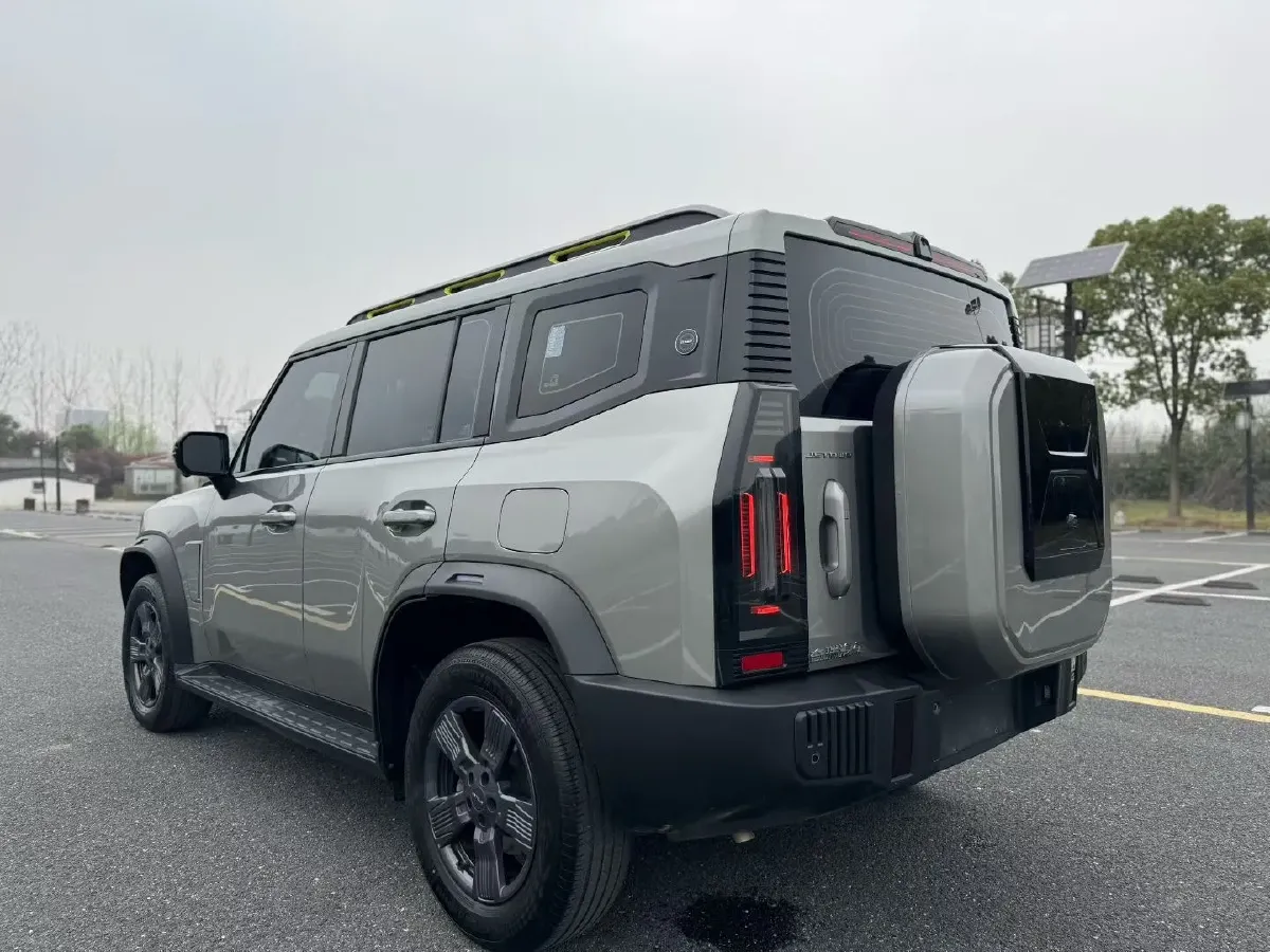 2023 Jetour Traveller 1.5T 184HP L4 7DCT,autocango,china used car exporter,china ev exporter,chinese used car exporter,chinese used ev exporter