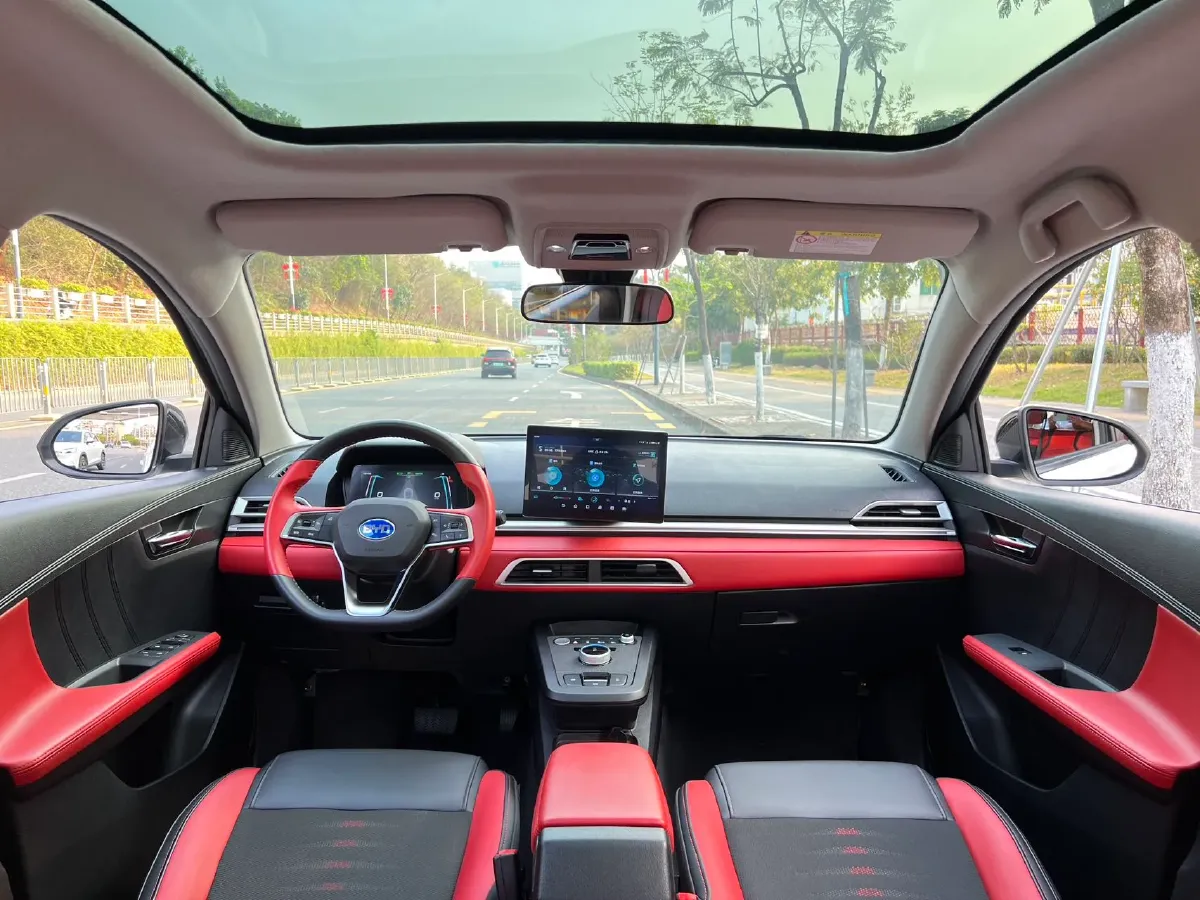 2021 MG Pilot 1.5T 173HP L4 7DCT,autocango,china used car exporter,china ev exporter,chinese used car exporter,chinese used ev exporter