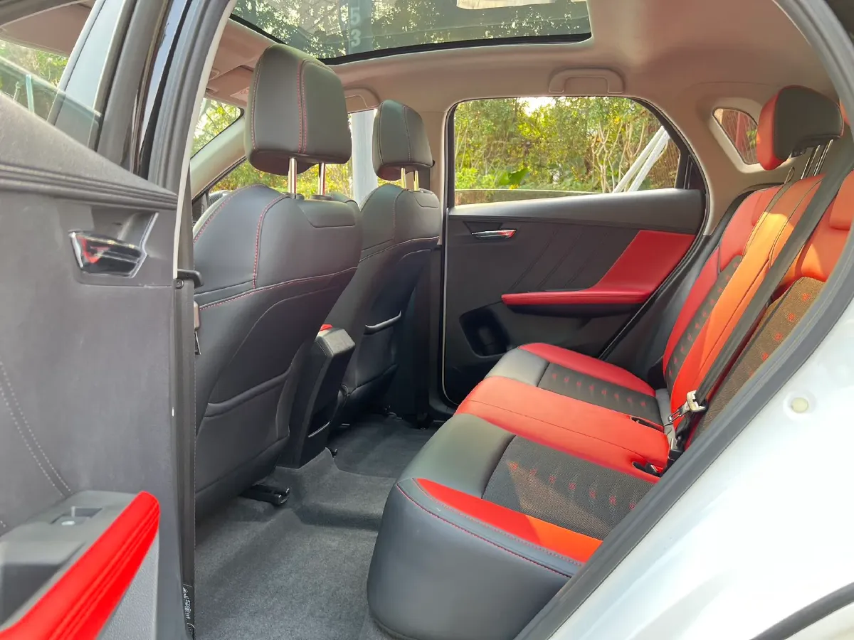 2021 MG Pilot 1.5T 173HP L4 7DCT,autocango,china used car exporter,china ev exporter,chinese used car exporter,chinese used ev exporter