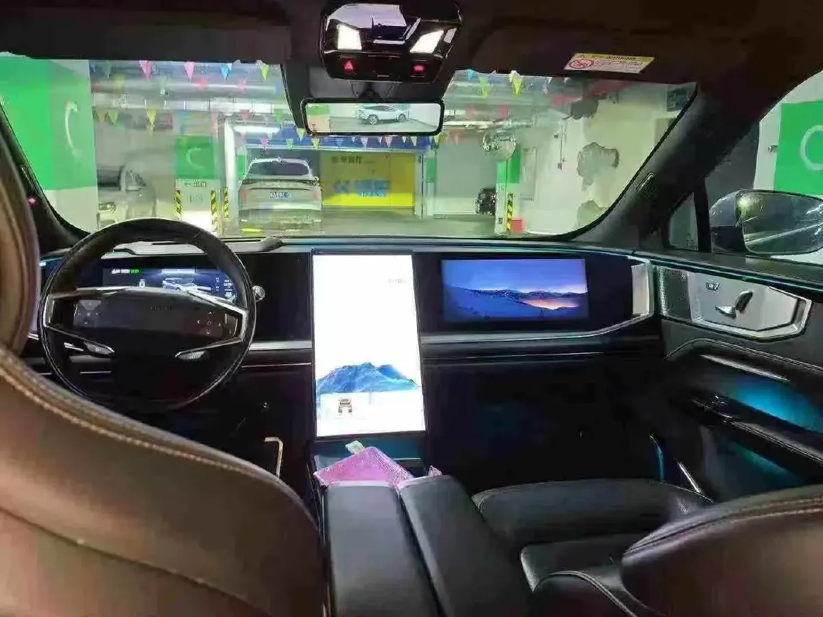 2023 HiPhi Y BEV 76.6KWH,autocango,china used car exporter,china ev exporter,chinese used car exporter,chinese used ev exporter