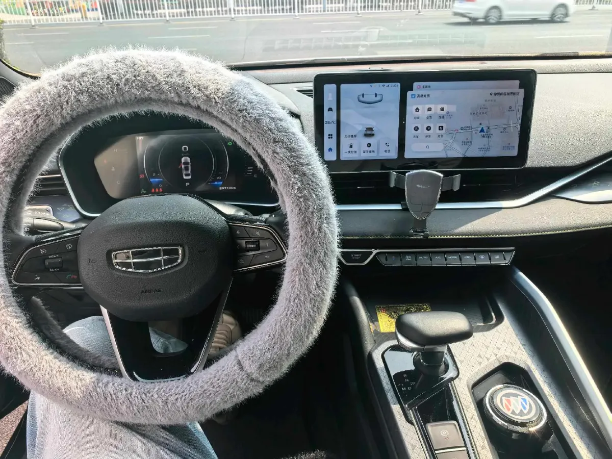 2023 Geely Preface 1.5T 181HP L4 7DCT,autocango,china used car exporter,china ev exporter,chinese used car exporter,chinese used ev exporter