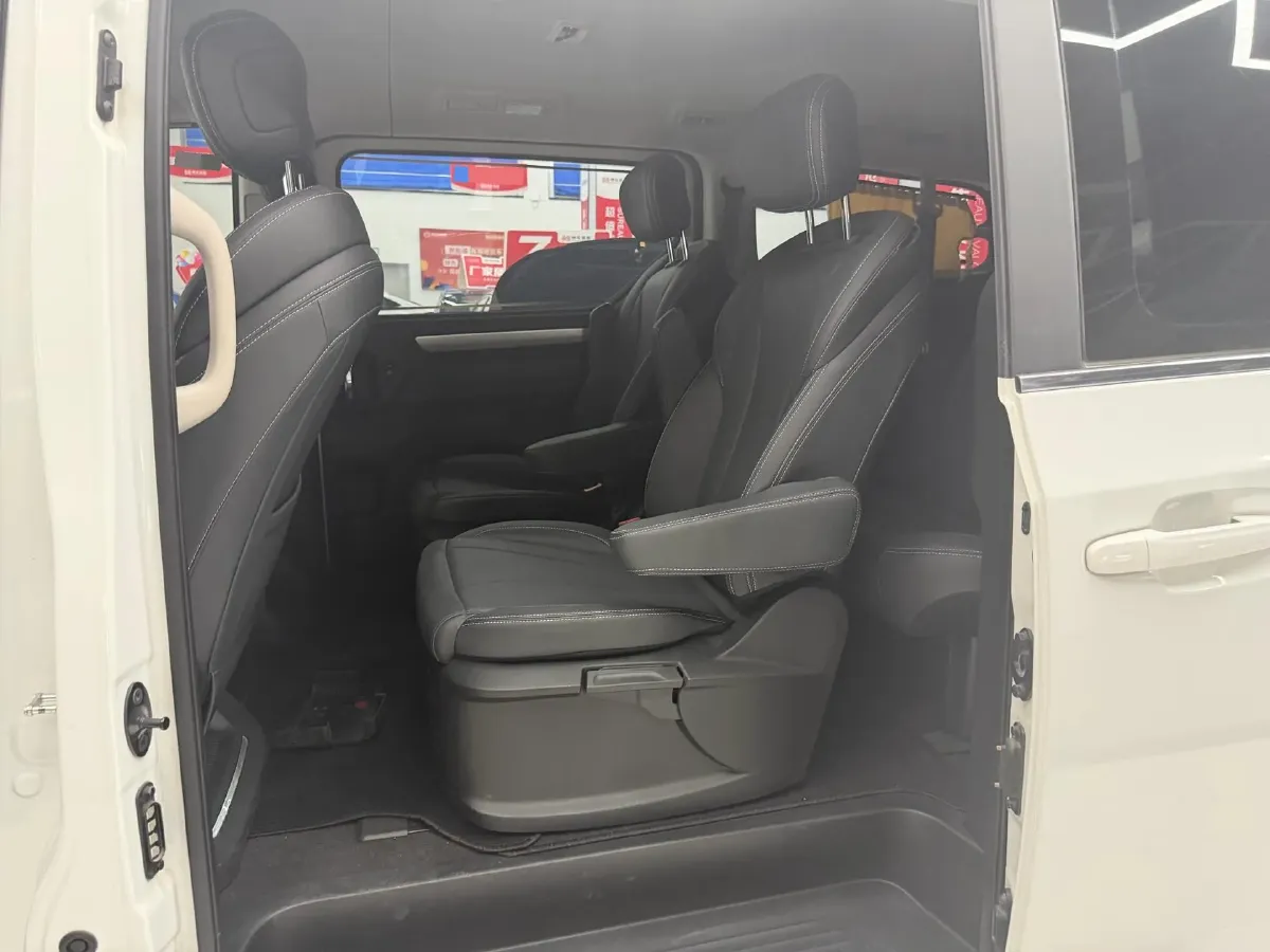 2023 MAXUS G20 2.0T 261HP L4 8AT,autocango,china used car exporter,china ev exporter,chinese used car exporter,chinese used ev exporter