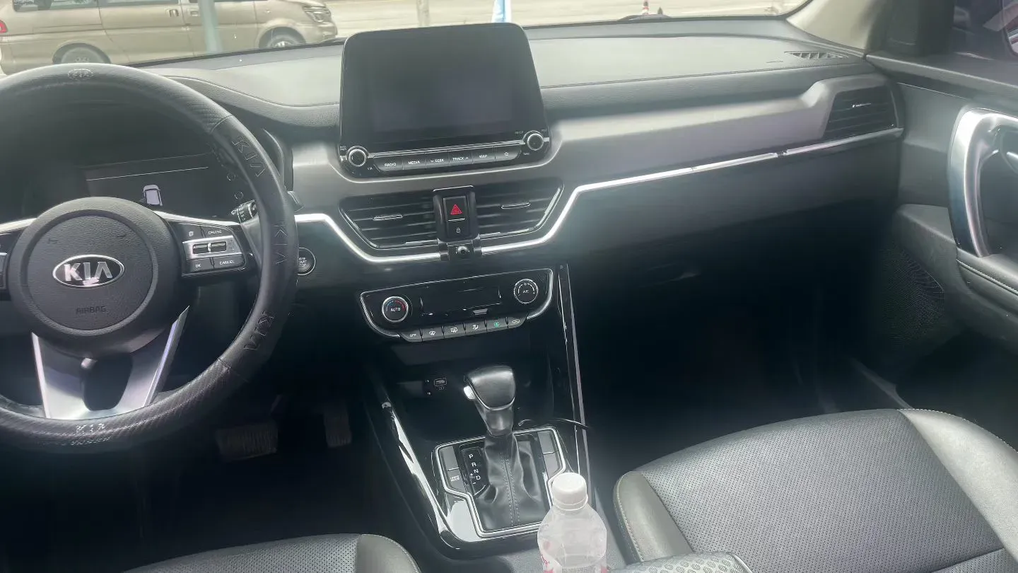 2018 Kia Sportage R 2.0L 160HP L4 6AT,autocango,china used car exporter,china ev exporter,chinese used car exporter,chinese used ev exporter