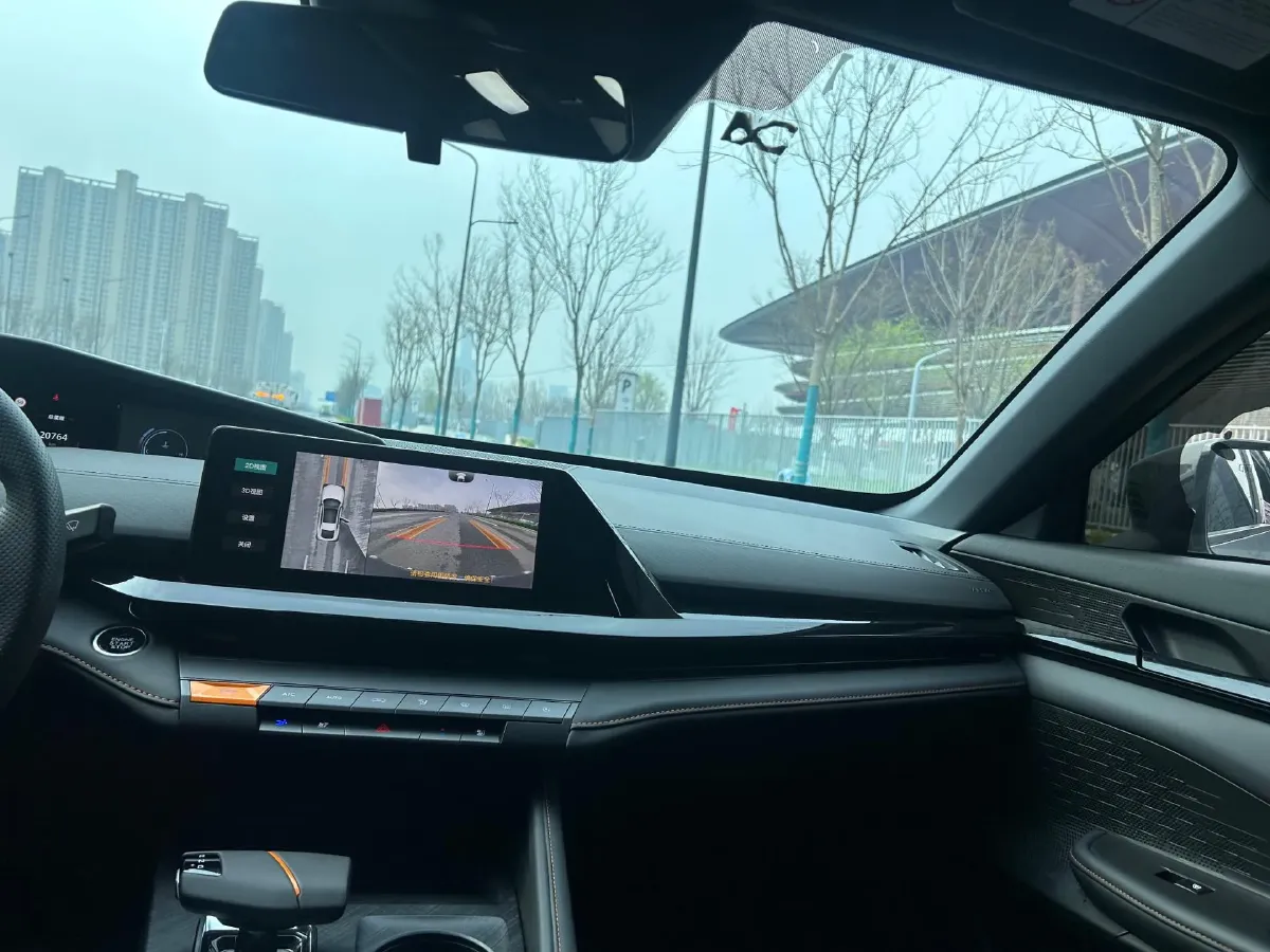 2024 ChangAn UNI-V 1.5T 188HP L4 7DCT,autocango,china used car exporter,china ev exporter,chinese used car exporter,chinese used ev exporter