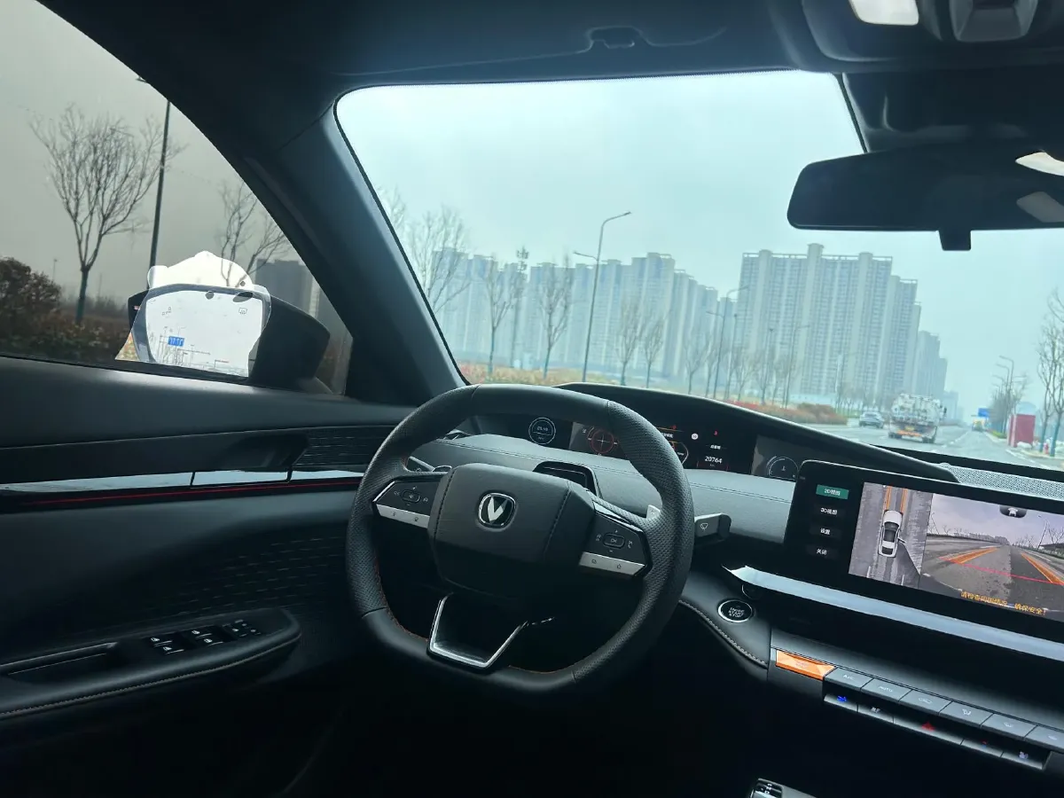 2024 ChangAn UNI-V 1.5T 188HP L4 7DCT,autocango,china used car exporter,china ev exporter,chinese used car exporter,chinese used ev exporter