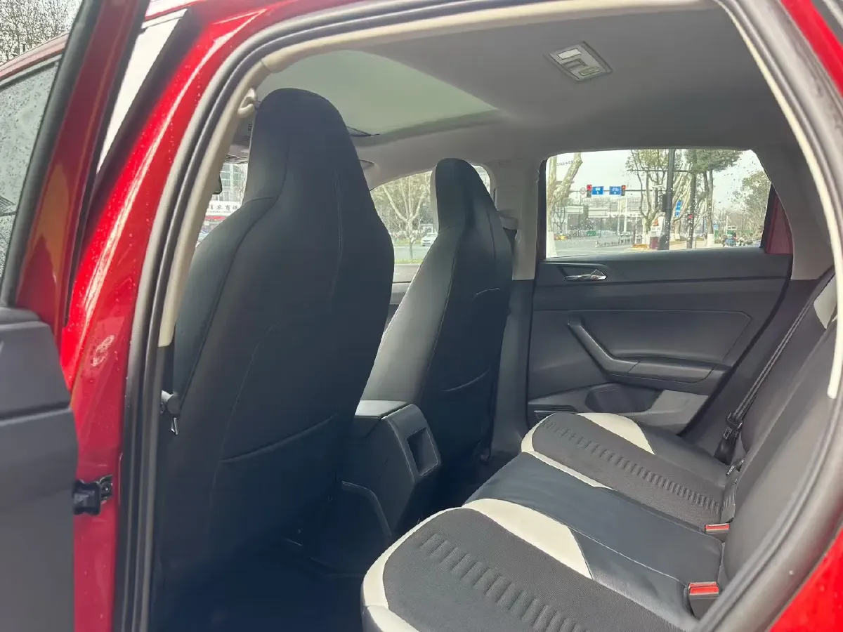 2019 Volkswagen Polo 1.5L 113HP L4 6AT,autocango,china used car exporter,china ev exporter,chinese used car exporter,chinese used ev exporter