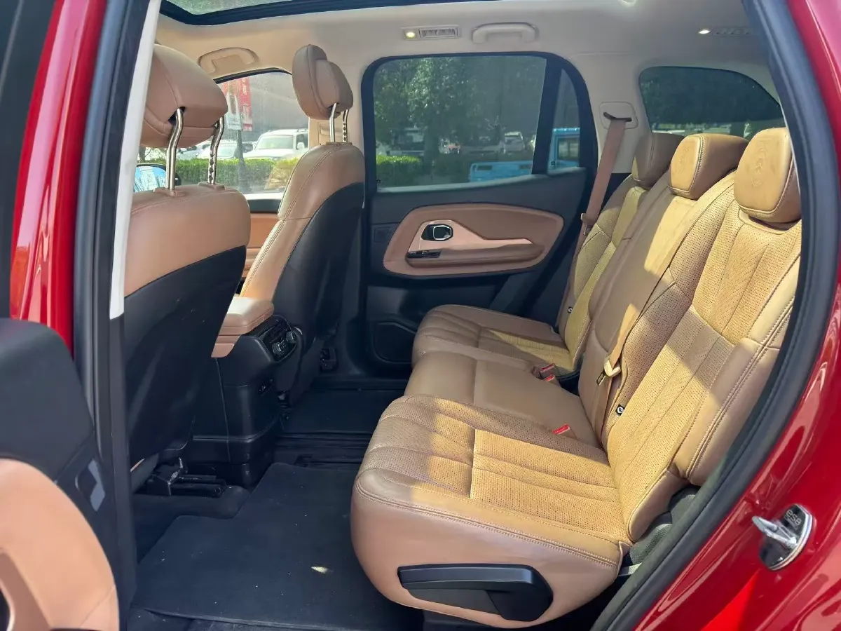 2018 NIO ES8 BEV 70KWH,autocango,china used car exporter,china ev exporter,chinese used car exporter,chinese used ev exporter