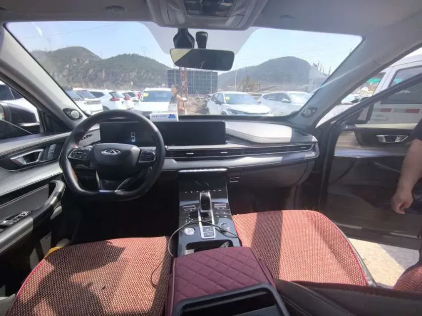 2021 Chery Tiggo 8 Plus 1.6T 197HP L4 7DCT,autocango,china used car exporter,china ev exporter,chinese used car exporter,chinese used ev exporter