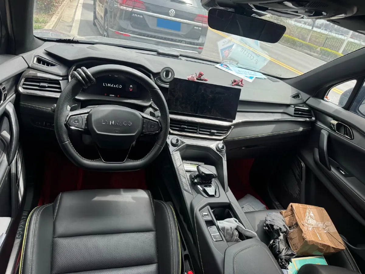 2023 LYNK&CO 06 1.5T 181HP L4 7DCT,autocango,china used car exporter,china ev exporter,chinese used car exporter,chinese used ev exporter