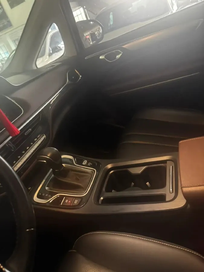 2021 GAC Trumpchi M6 1.5T 169HP L4 7DCT,autocango,china used car exporter,china ev exporter,chinese used car exporter,chinese used ev exporter