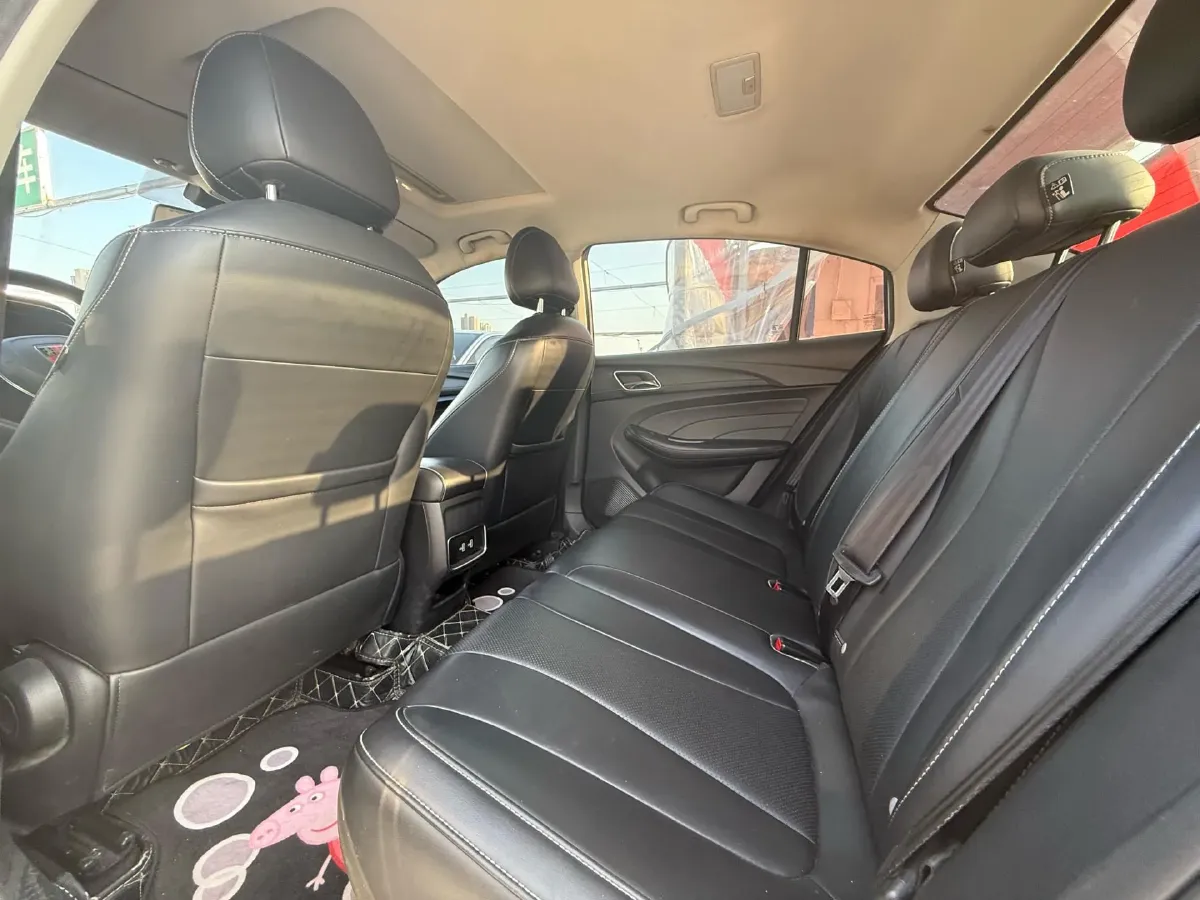 2019 Roewe i5 1.5L 120HP L4 CVT,autocango,china used car exporter,china ev exporter,chinese used car exporter,chinese used ev exporter