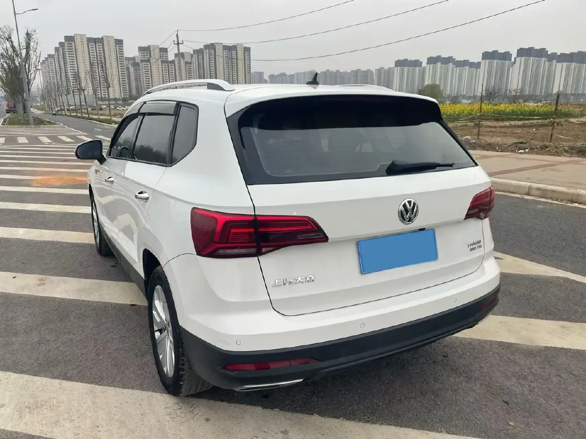 2019 MINI MINI 1.5T 102HP L3 7DCT,autocango,china used car exporter,china ev exporter,chinese used car exporter,chinese used ev exporter