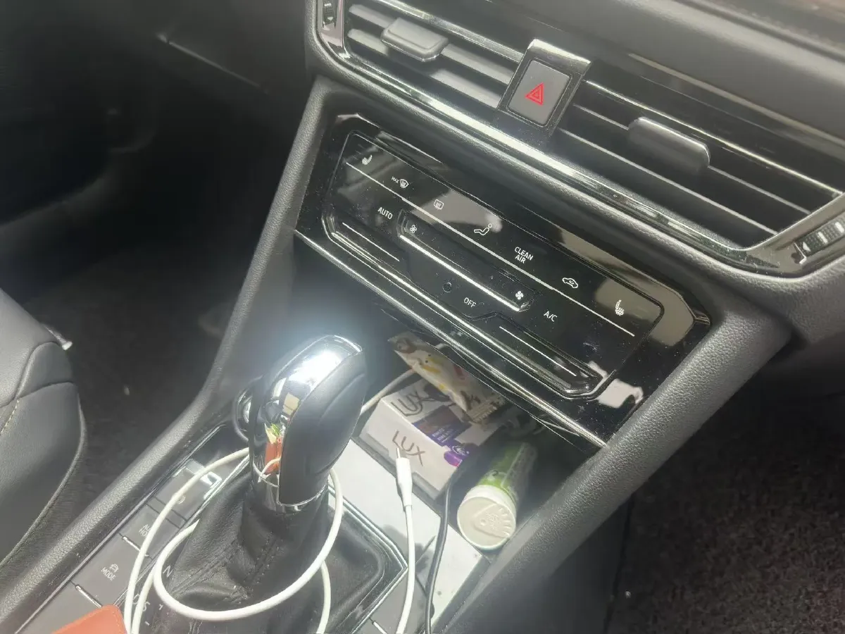 2021 Volkswagen Tharu 1.4T 150HP L4 7DCT,autocango,china used car exporter,china ev exporter,chinese used car exporter,chinese used ev exporter