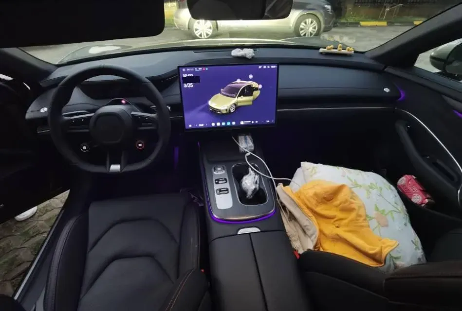 2024 MI SU7 BEV 73.6KWH,autocango,china used car exporter,china ev exporter,chinese used car exporter,chinese used ev exporter