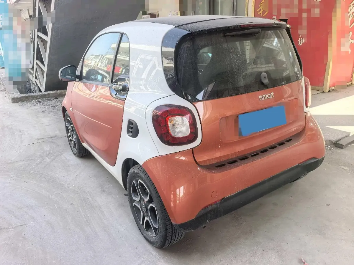 2017 Smart smart fortwo 1.0L 71HP L3 6DCT,autocango,china used car exporter,china ev exporter,chinese used car exporter,chinese used ev exporter