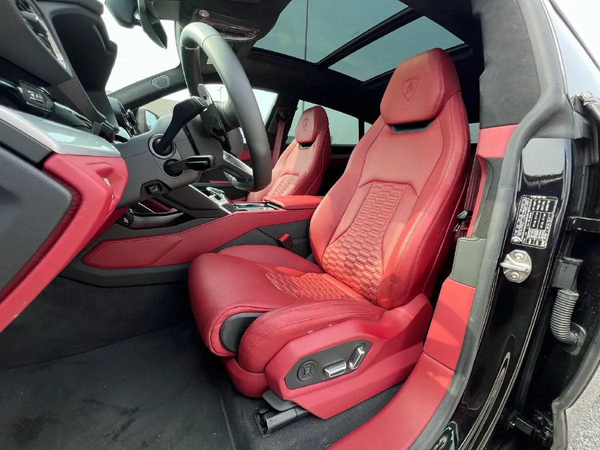 2021 Lamborghini Urus 4.0T 641HP V8 8AT,autocango,china used car exporter,china ev exporter,chinese used car exporter,chinese used ev exporter