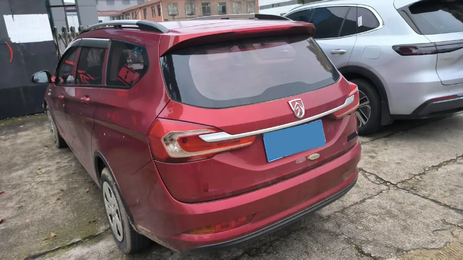 2017 BaoJun 310W 1.5L 112HP L4 6MT,autocango,china used car exporter,china ev exporter,chinese used car exporter,chinese used ev exporter