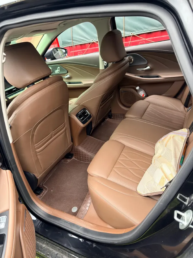 2025 Chery Arrizo 8 2.0T 254HP L4 7DCT,autocango,china used car exporter,china ev exporter,chinese used car exporter,chinese used ev exporter