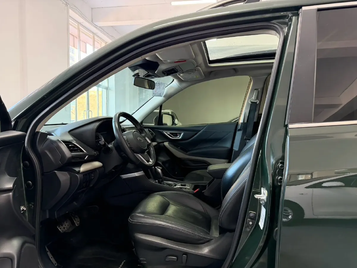 2022 Subaru Forester 2.0L 154HP H4 CVT,autocango,china used car exporter,china ev exporter,chinese used car exporter,chinese used ev exporter