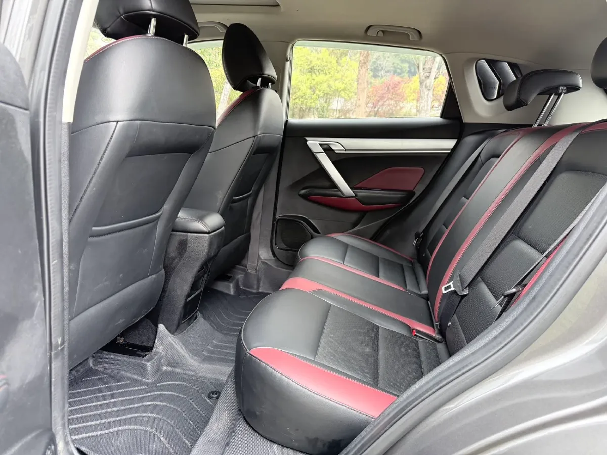 2020 Geely Coolray 1.4T 141HP L4 6MT,autocango,china used car exporter,china ev exporter,chinese used car exporter,chinese used ev exporter