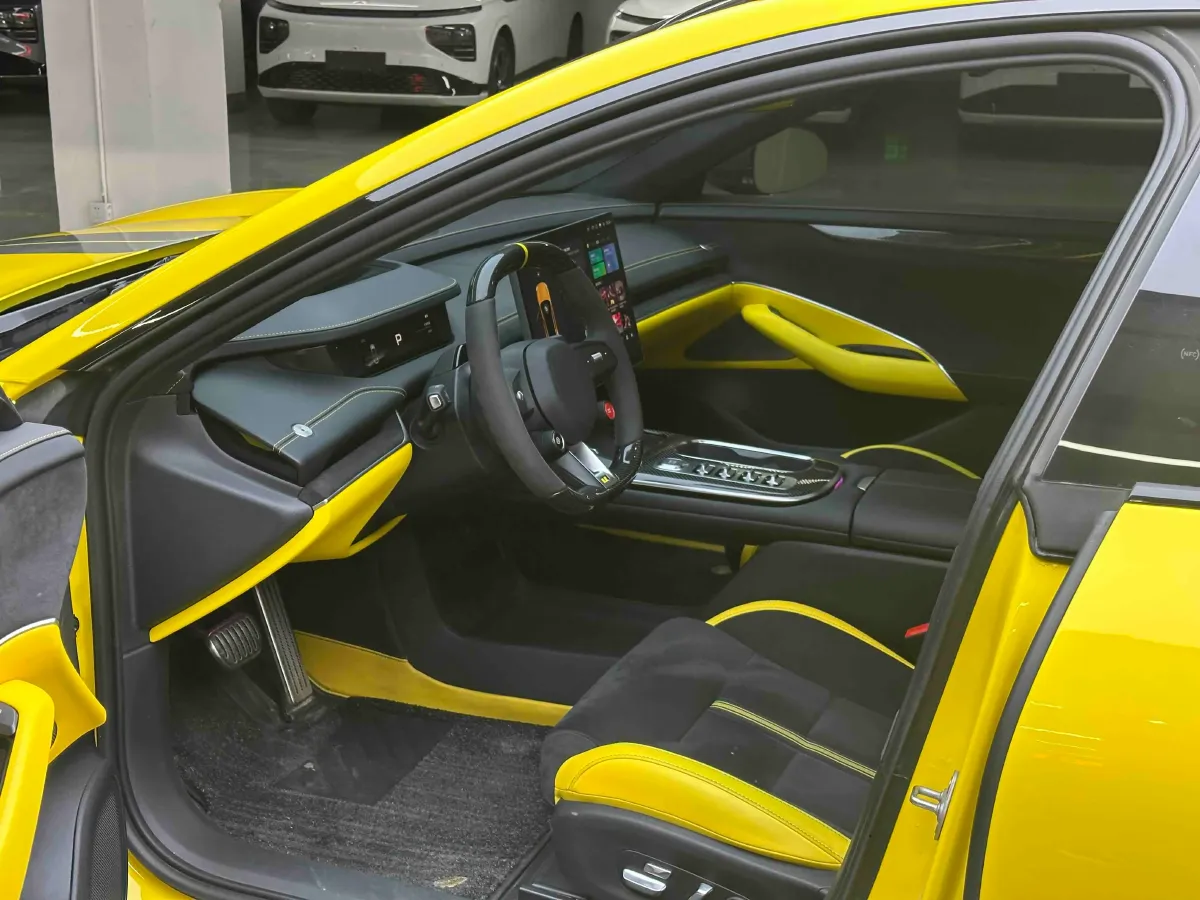 2025 MI SU7 Ultra BEV 93.7KWH,autocango,china used car exporter,china ev exporter,chinese used car exporter,chinese used ev exporter