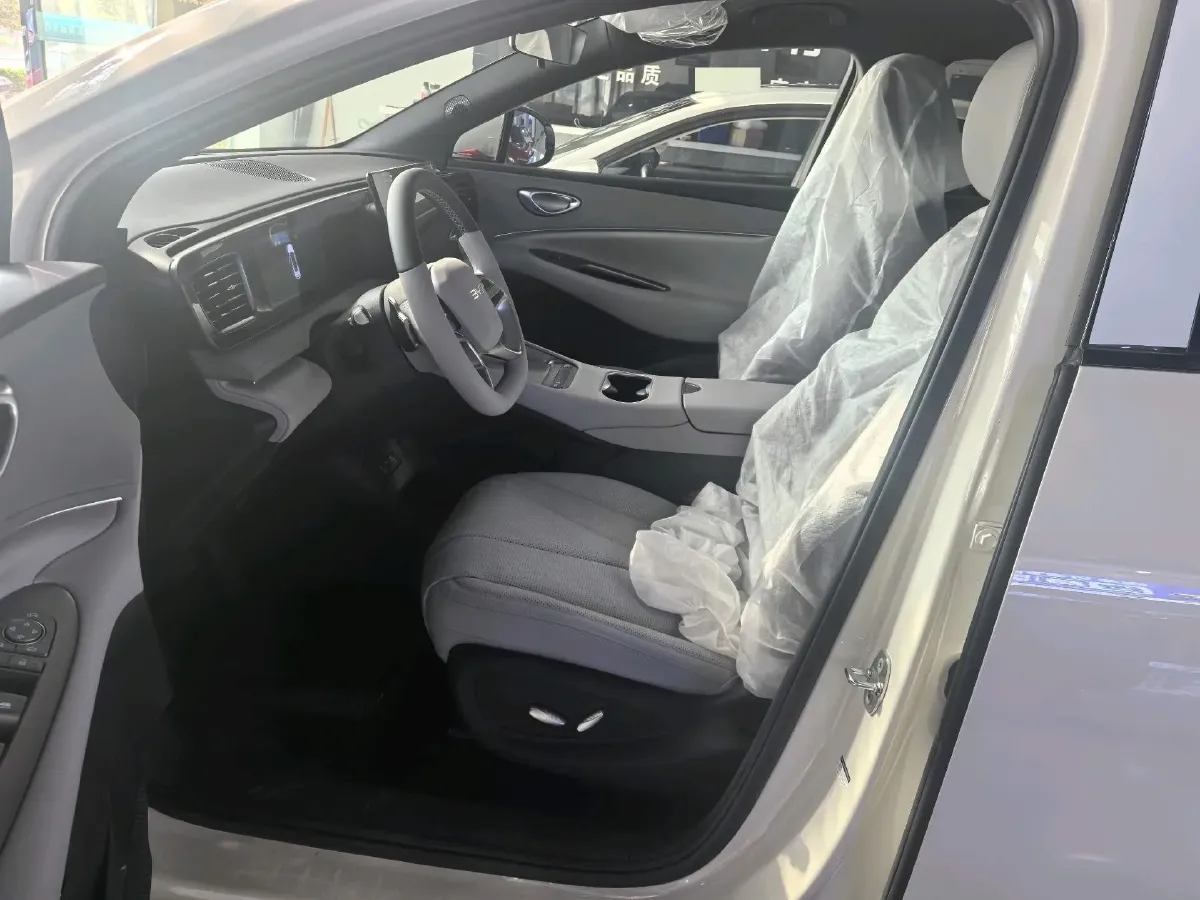 2025 BYD Sea Lion 06 1.5L 101HP L4 E-CVT PHEV,autocango,china used car exporter,china ev exporter,chinese used car exporter,chinese used ev exporter