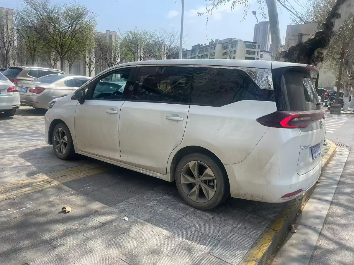 2025 GAC Trumpchi M6 1.5T 177HP L4 7DCT,autocango,china used car exporter,china ev exporter,chinese used car exporter,chinese used ev exporter