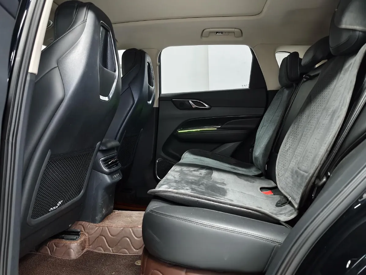 2024 HongQi HS3 1.5T 169HP L4 1DHT PHEV 18.4KWH,autocango,china used car exporter,china ev exporter,chinese used car exporter,chinese used ev exporter