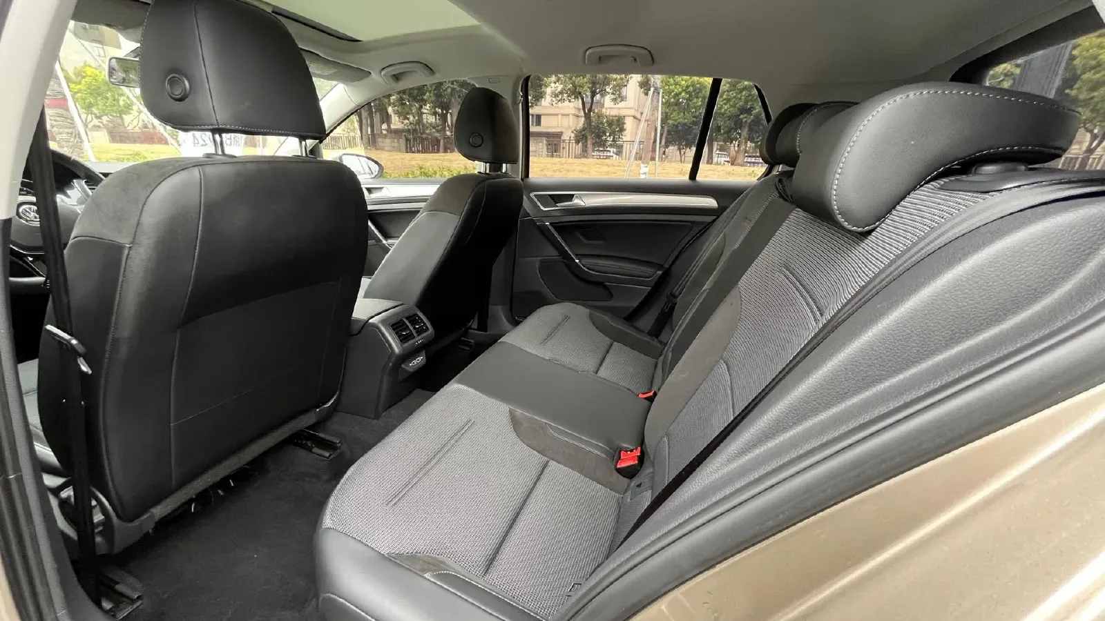 2019 Volkswagen Golf 1.4T 150HP L4 7DCT,autocango,china used car exporter,china ev exporter,chinese used car exporter,chinese used ev exporter