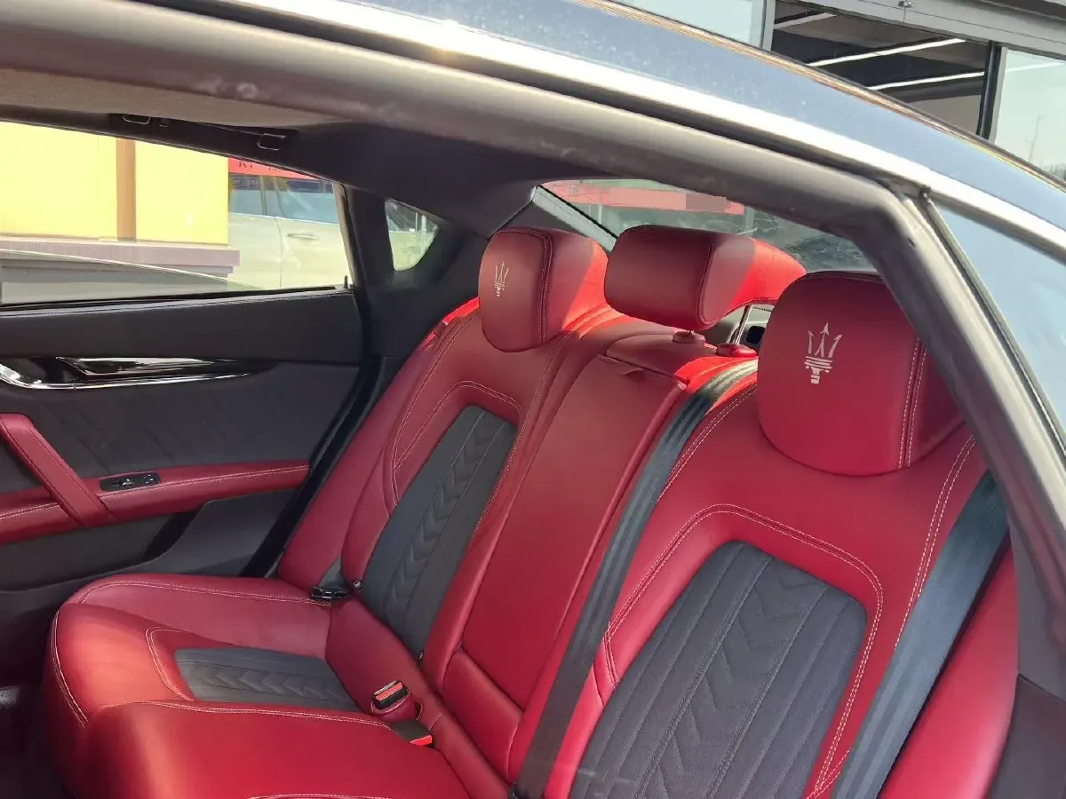 2018 Maserati Quattroporte 3.0T 430HP V6 8AT,autocango,china used car exporter,china ev exporter,chinese used car exporter,chinese used ev exporter