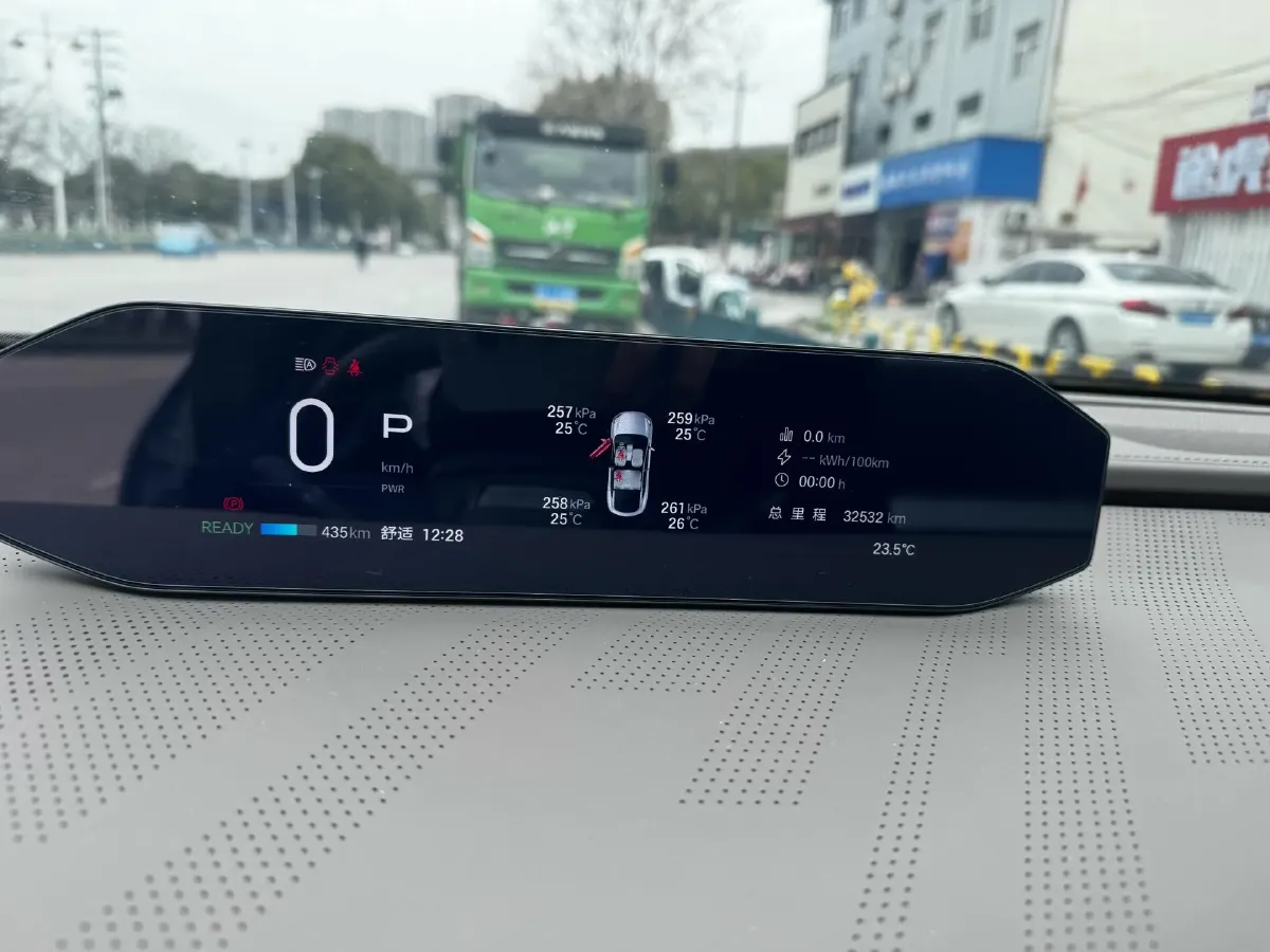 2023 HYPTEC HT BEV 80KWH,autocango,china used car exporter,china ev exporter,chinese used car exporter,chinese used ev exporter