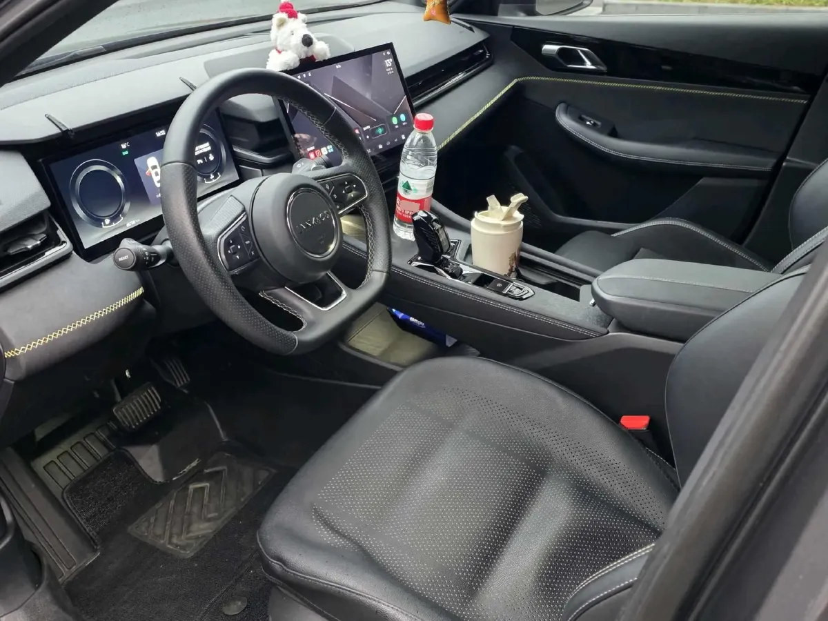 2023 MAXUS G50 1.5T 181HP L4 7DCT,autocango,china used car exporter,china ev exporter,chinese used car exporter,chinese used ev exporter