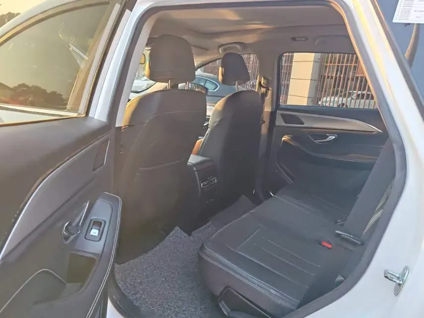 2021 Jetour X90 Plus 1.6T 197HP L4 7DCT,autocango,china used car exporter,china ev exporter,chinese used car exporter,chinese used ev exporter