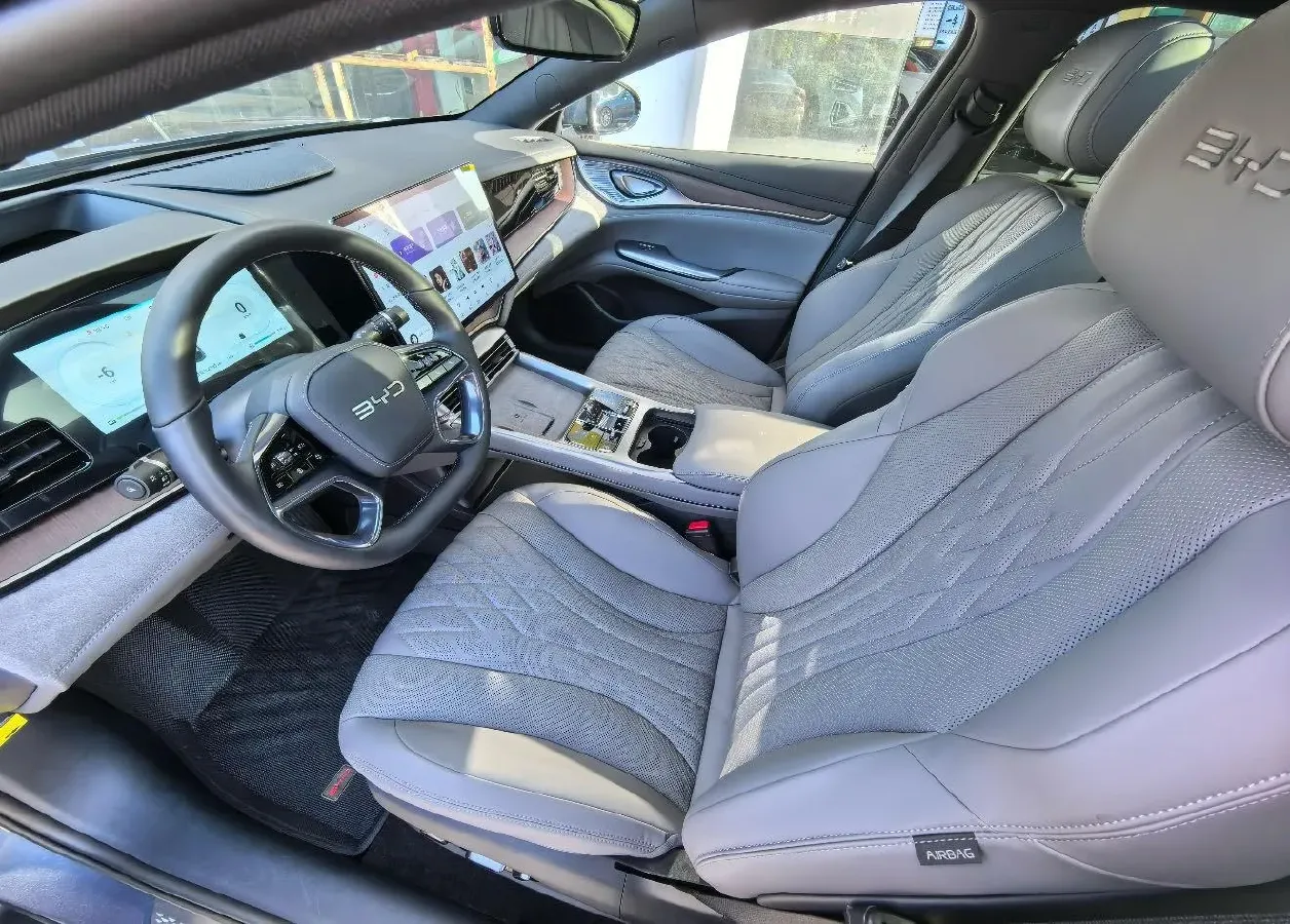 2024 BYD Seal 1.5L 110HP L4 E-CVT PHEV 17.6KWH,autocango,china used car exporter,china ev exporter,chinese used car exporter,chinese used ev exporter