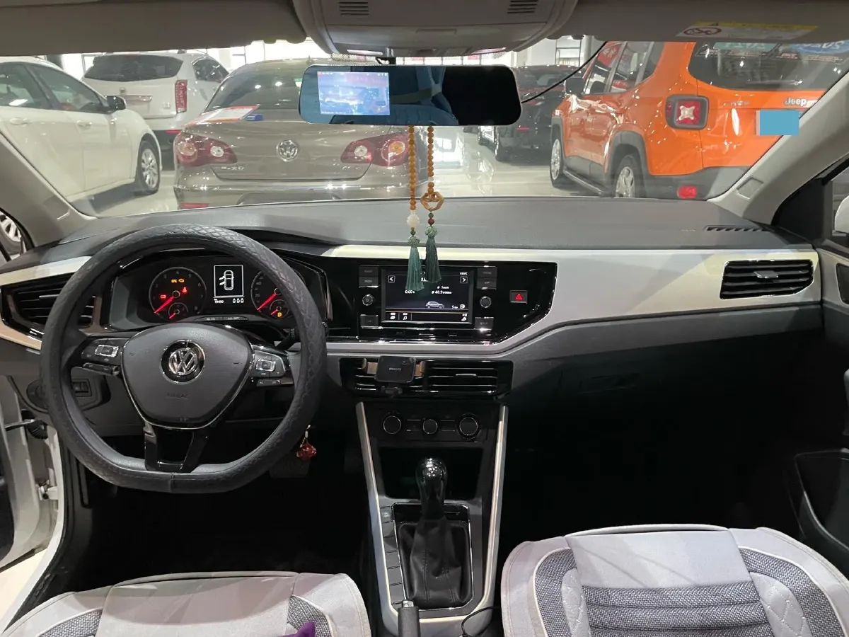 2019 Volkswagen Polo 1.5L 113HP L4 6AT,autocango,china used car exporter,china ev exporter,chinese used car exporter,chinese used ev exporter