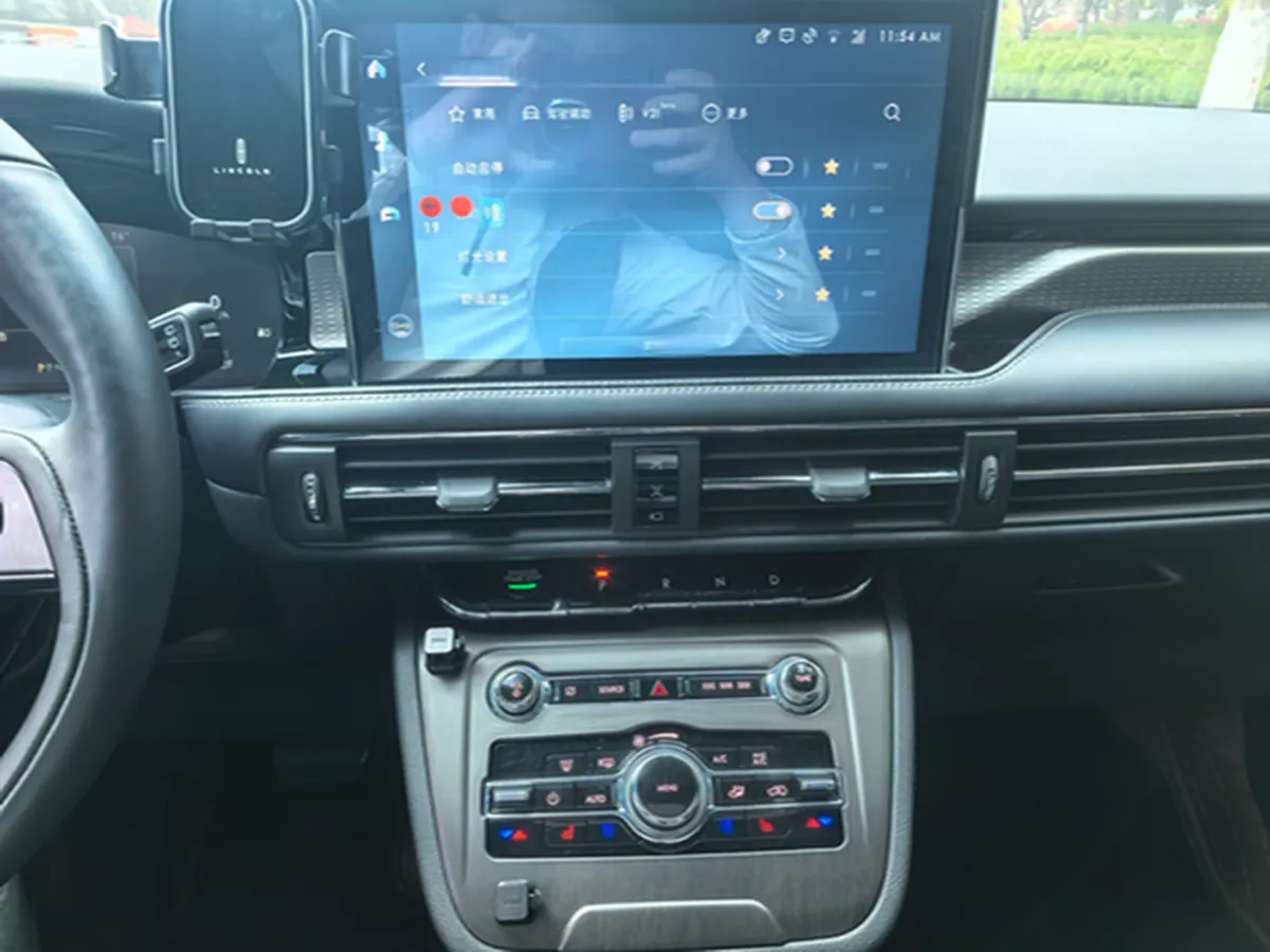 2021 Lincoln Corsair 2.0T 245HP L4 8AT,autocango,china used car exporter,china ev exporter,chinese used car exporter,chinese used ev exporter