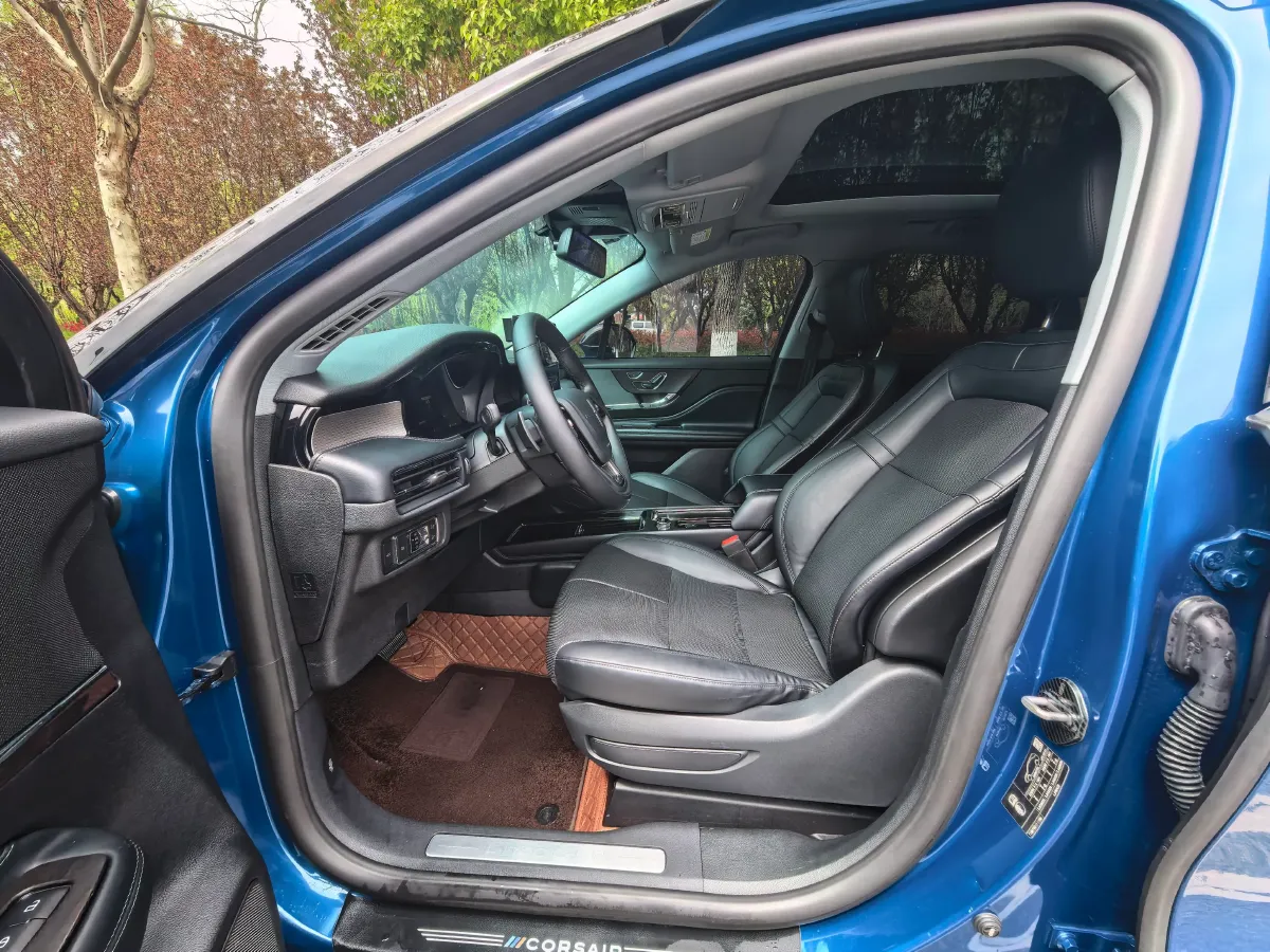 2021 Lincoln Corsair 2.0T 245HP L4 8AT,autocango,china used car exporter,china ev exporter,chinese used car exporter,chinese used ev exporter