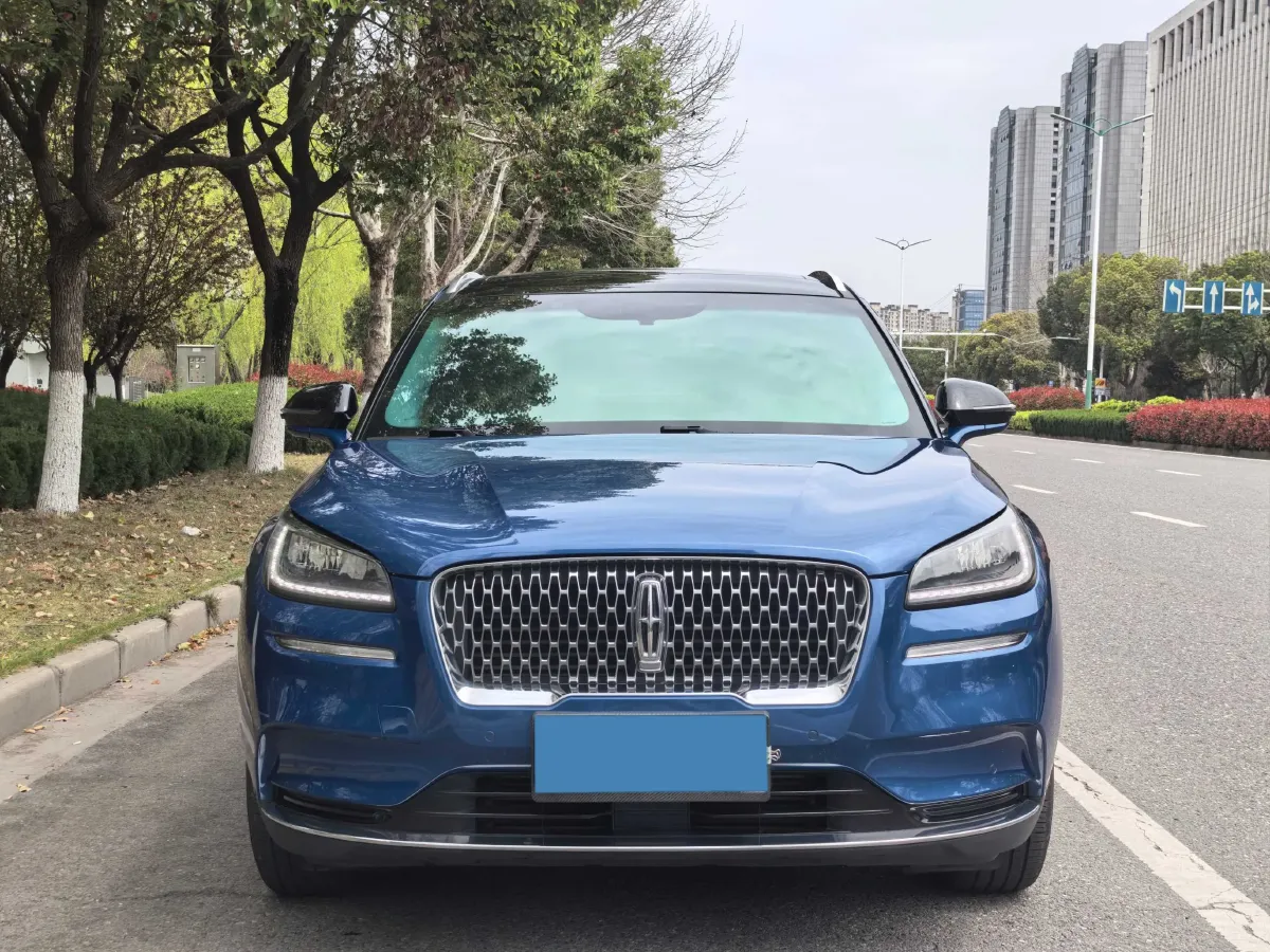 2021 Lincoln Corsair 2.0T 245HP L4 8AT,autocango,china used car exporter,china ev exporter,chinese used car exporter,chinese used ev exporter