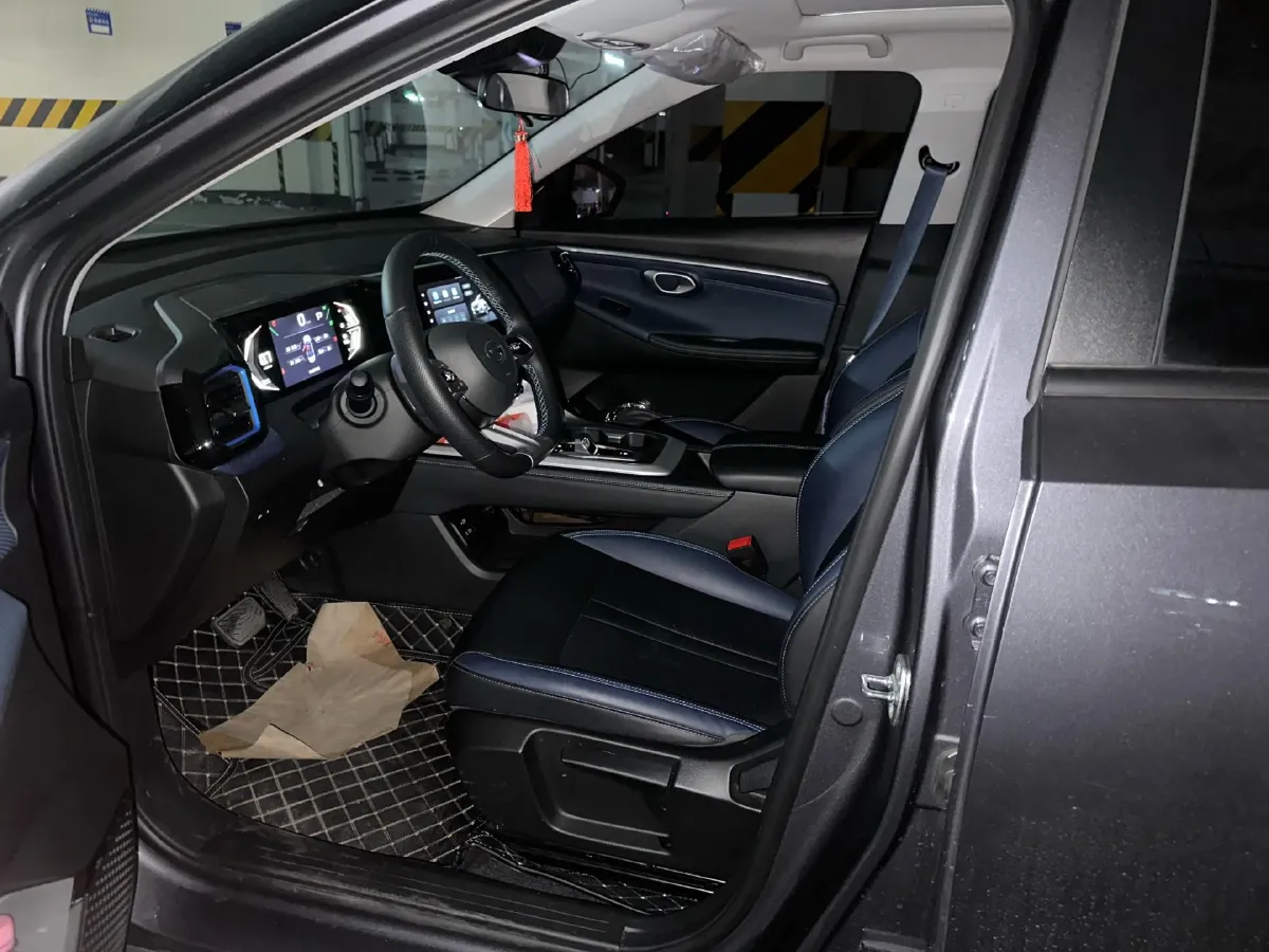 2024 GAC Trumpchi GS3 1.5T 177HP L4 7DCT,autocango,china used car exporter,china ev exporter,chinese used car exporter,chinese used ev exporter