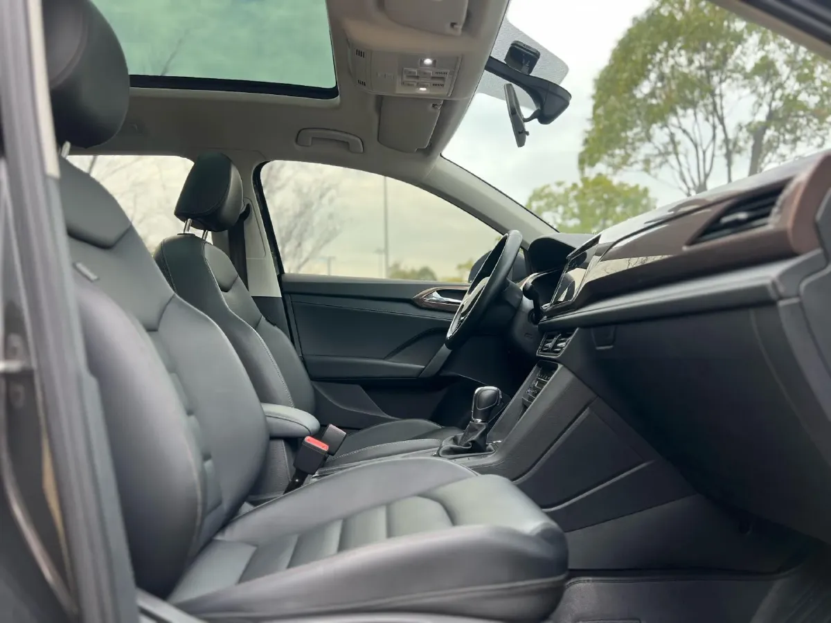 2021 Volkswagen Tharu 1.4T 150HP L4 7DCT,autocango,china used car exporter,china ev exporter,chinese used car exporter,chinese used ev exporter