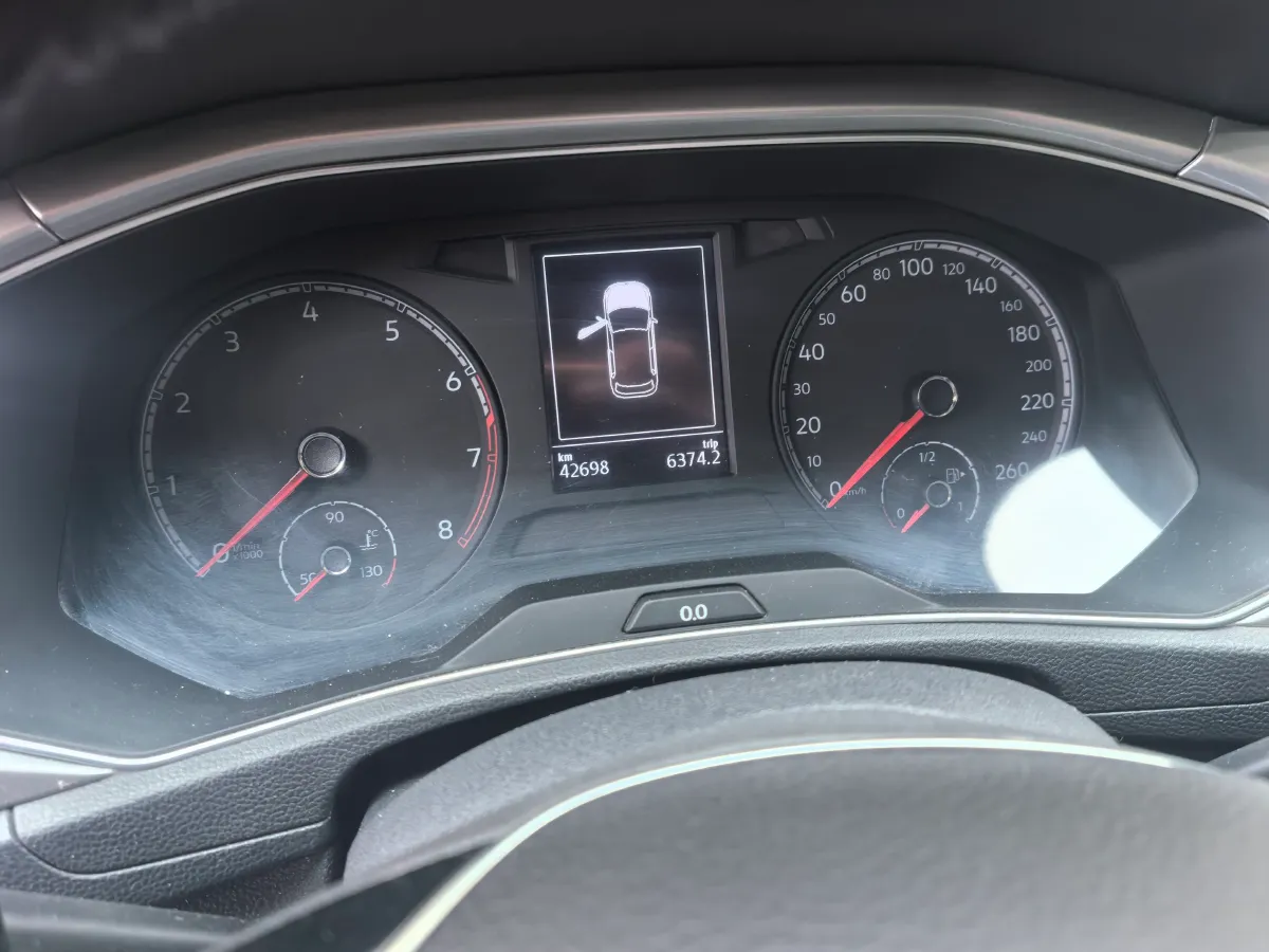 2020 Volkswagen T-Roc 1.4T 131HP L4 7DCT,autocango,china used car exporter,china ev exporter,chinese used car exporter,chinese used ev exporter