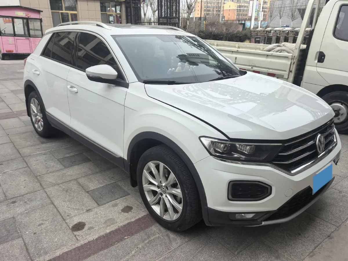 2020 Volkswagen T-Roc 1.4T 131HP L4 7DCT,autocango,china used car exporter,china ev exporter,chinese used car exporter,chinese used ev exporter